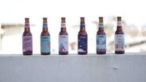 cervezavictoriaojeando01
