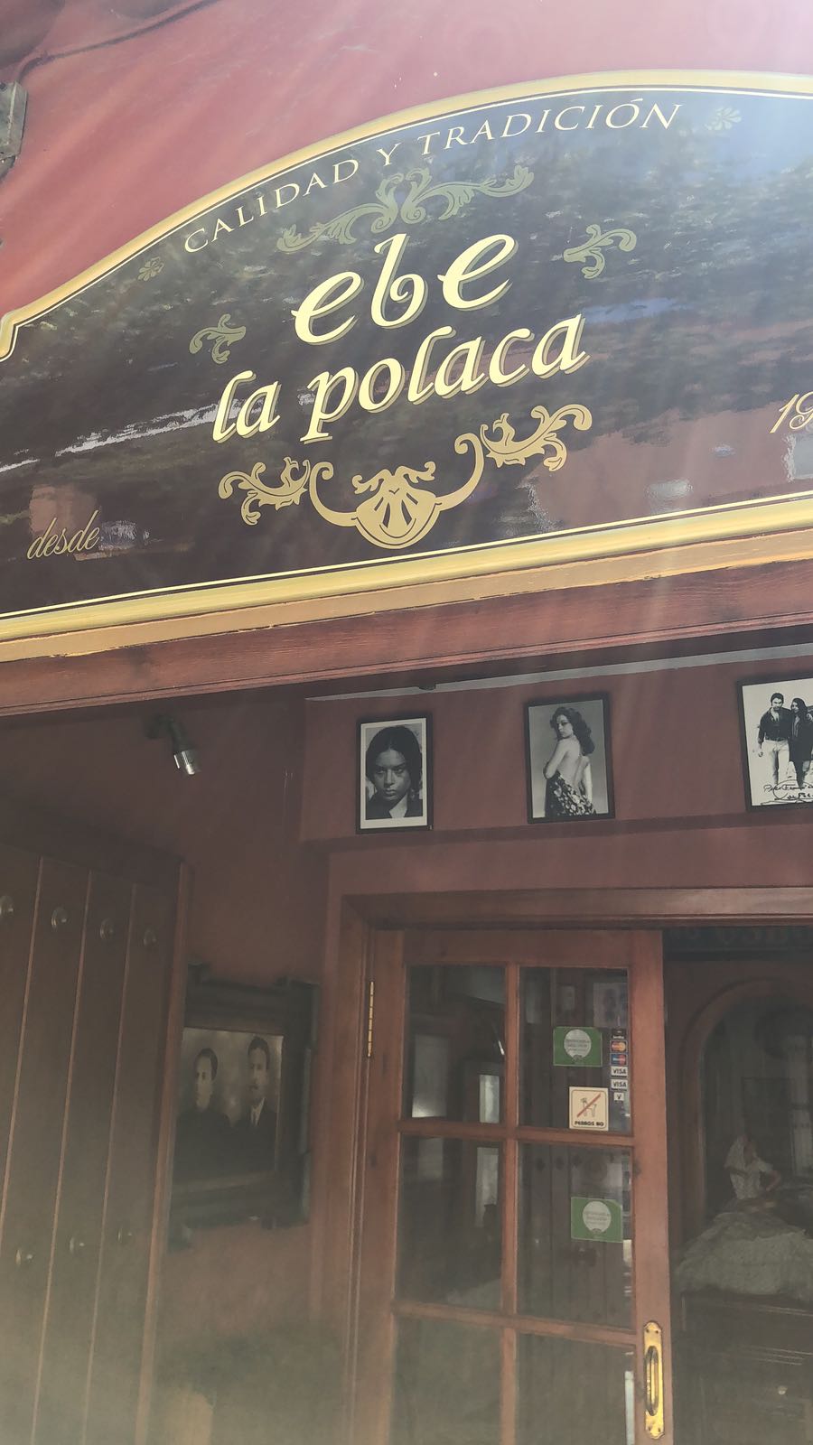 Entrada principal a EBE La Polaca